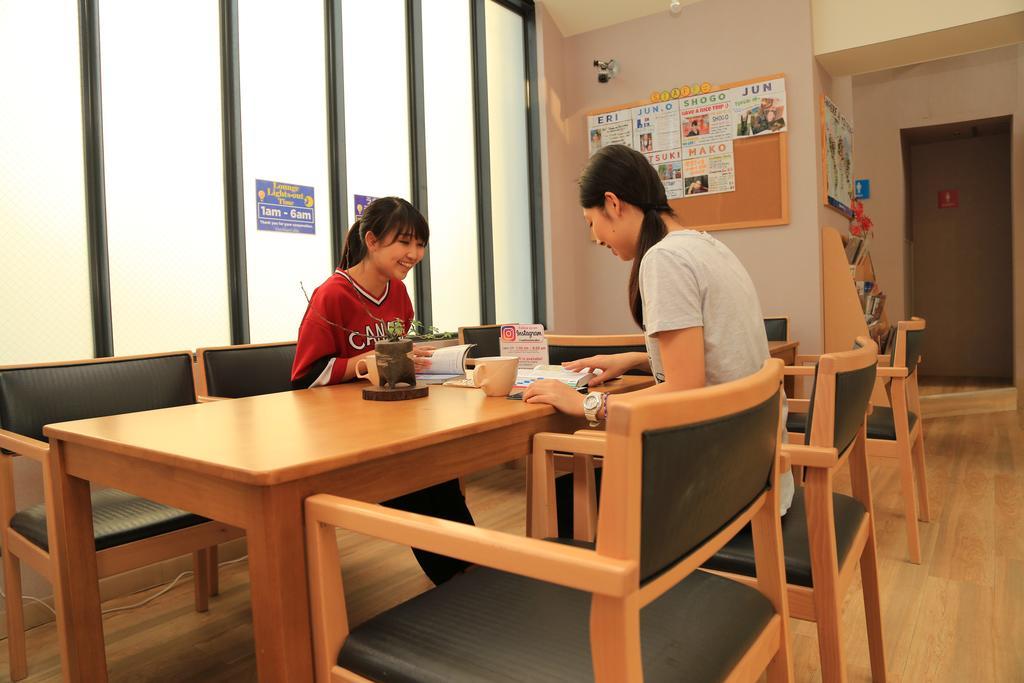Oak Hostel Cabin Tokyo Exterior photo